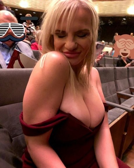 Tori Hendricz OnlyFans Pornografie