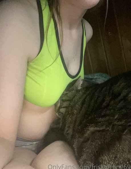 friskyfeline69 Leaked OnlyFans Porn