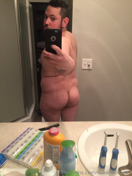 cubandbear92 Leak von OnlyFans Pornografie