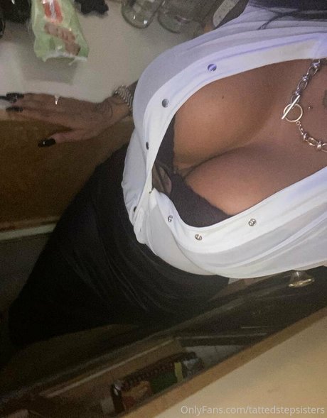 tattedstepsisters OnlyFans Striptease