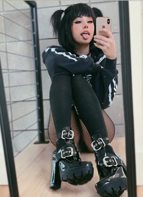 Nikki Barlowe OnlyFans geleakt.