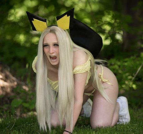 MerryMissXXXmas OnlyFans Leaks