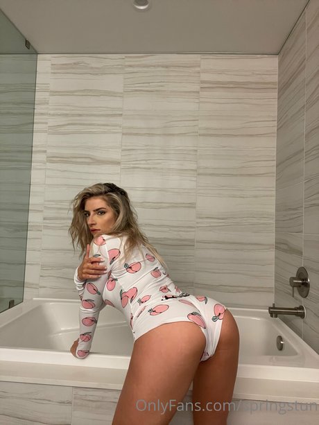 springstun Nacktbilder OnlyFans Leak