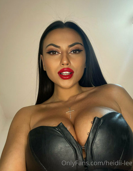 heidii lee OnlyFans Bilder