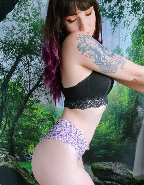 LivPixie OnlyFans Pornografie