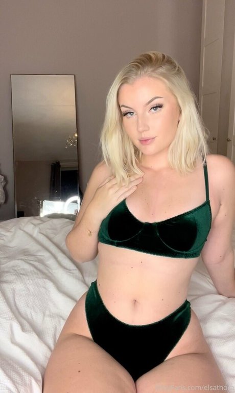 Elsathora Leaked OnlyFans Bilder