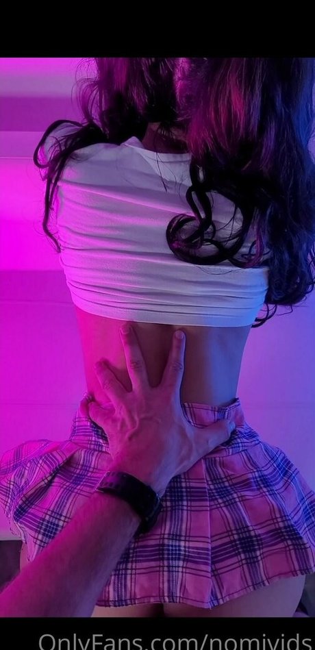 nomicakes OnlyFans Gratis-Inhalte