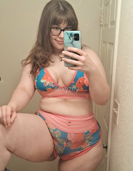 sexyzeyvip Leaks von Nacktbildern auf OnlyFans