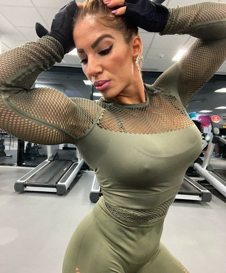 Elisabeta Ionita OnlyFans Nacktbilder