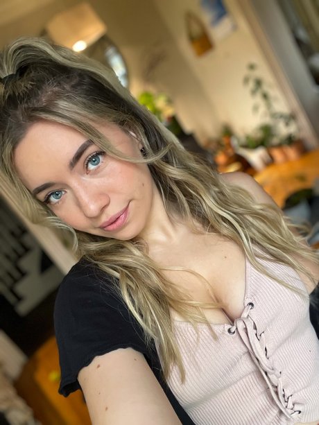 TORY TORY OnlyFans Bilder geleakt