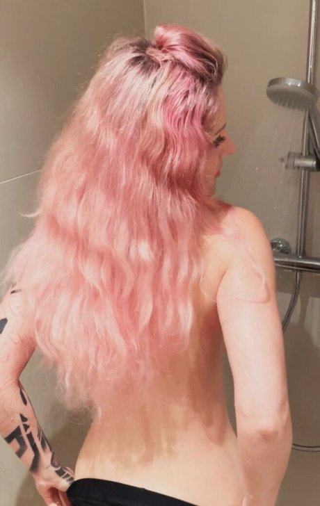 Cherry Berlin Leak von OnlyFans Pornografie