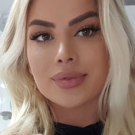 Kissofacobra OnlyFans nackt