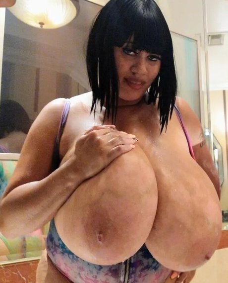 Roxi Red OnlyFans Nackt