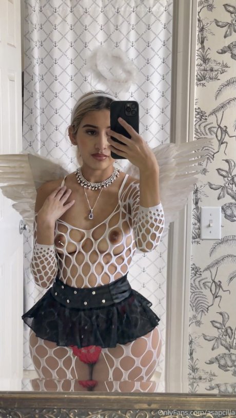 Asapcilla Nacktpornos auf OnlyFans