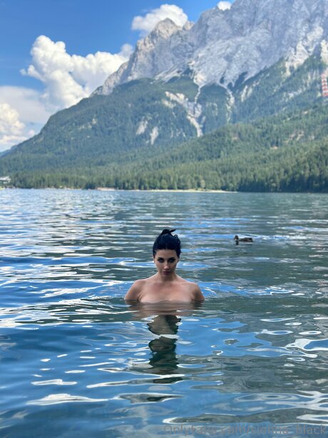 Sienna Black XXX OnlyFans