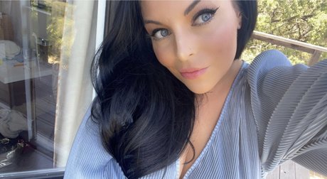 Alicia Bean OnlyFans geleakte Brüste