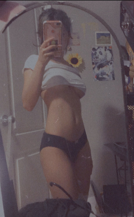 eveable Nacktbilder von OnlyFans