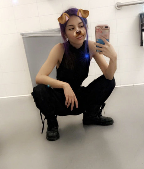 eveable Nacktbilder auf OnlyFans