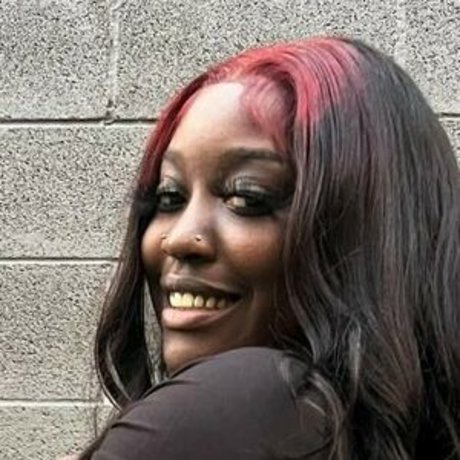 Tamekia OnlyFans Striptease