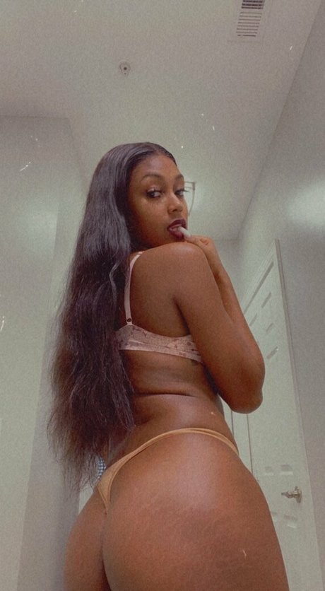 Yassssssss OnlyFans Nacktbilder