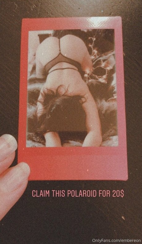 Embereon OnlyFans-Fotos