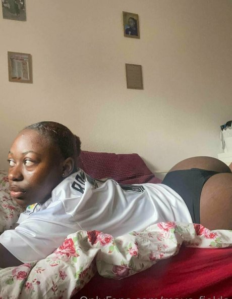 Maya fields OnlyFans-Leak