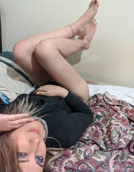 footsiebab Nacktpornos auf OnlyFans