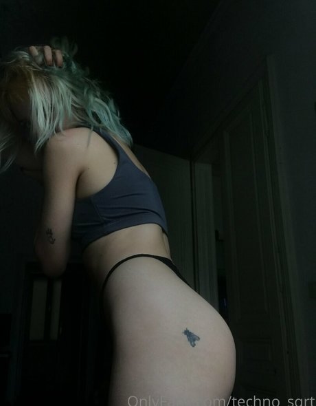 techno sqrt Nacktbilder von OnlyFans geleakt