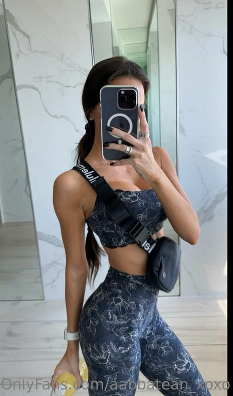 aaabbatea OnlyFans Sex Leak
