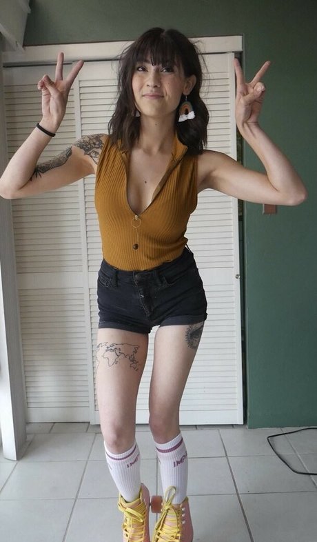 alicenocountry OnlyFans Gratis