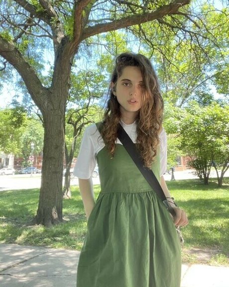 Helmet Girl OnlyFans Sex