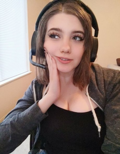 Yakirisu OnlyFans Gratis-Inhalte