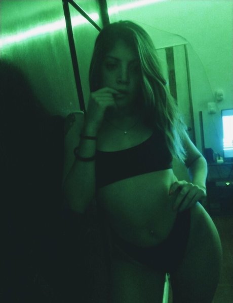 hornylatina26 OnlyFans Pornografie