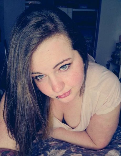 crazy curvy melii Nacktbilder OnlyFans