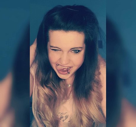 crazy curvy melii Bilder OnlyFans