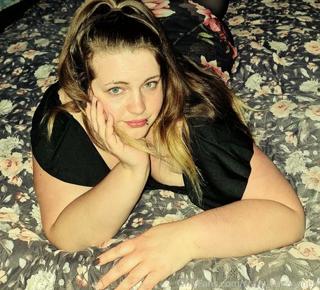 crazy curvy melii Kostenloses OnlyFans