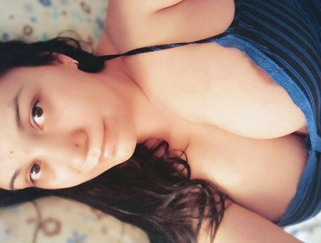 Isa Malone Oben ohne OnlyFans