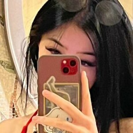 surelynotsi OnlyFans Leak