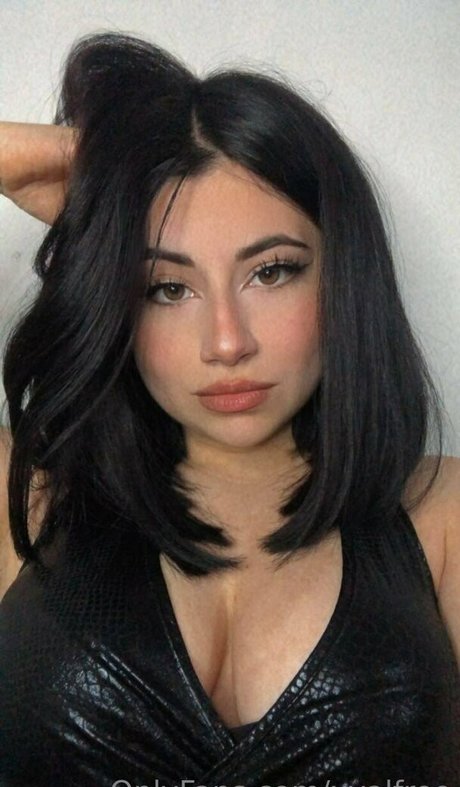 yourgirlfriendval Sextape OnlyFans Nacktbilder