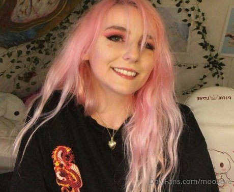 mooseve OnlyFans nackt