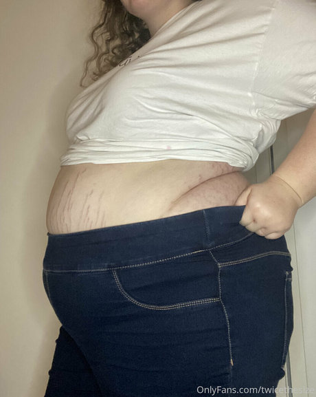 twicethesize OnlyFans Lesbisch