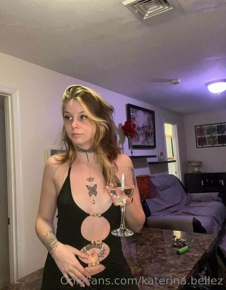 katerina bellez OnlyFans Strip