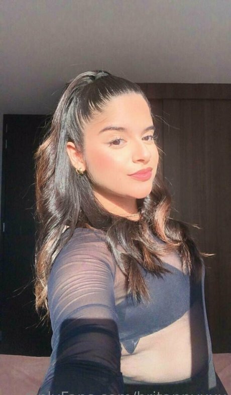 britannyxxx OnlyFans Lesbisch