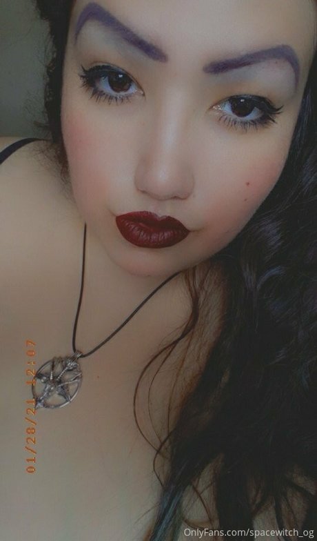 spacevvitch666 OnlyFans-Post