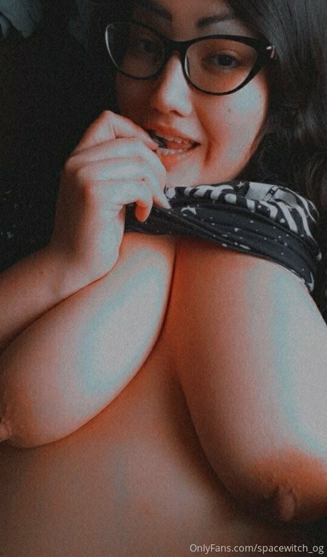 spacevvitch666 OnlyFans Fick geleakt