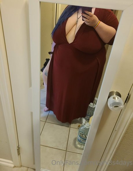 curv3s4days Porn OnlyFans Leaks