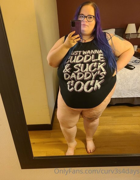 curv3s4days Nacktbilder von OnlyFans geleakt