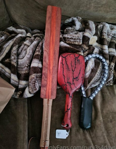 curv3s4days OnlyFans-Rezensionen