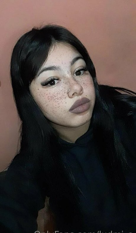 ludmi a Nacktbilder-Leaks von OnlyFans