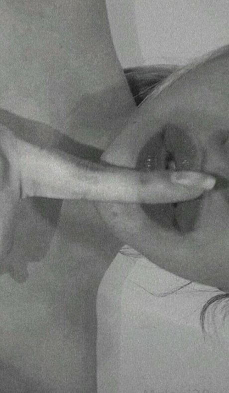 melani20m OnlyFans Gratis Porn